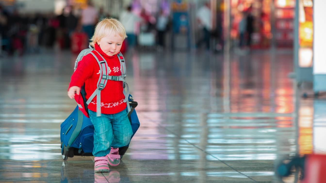 How to Travel Light with a Baby 